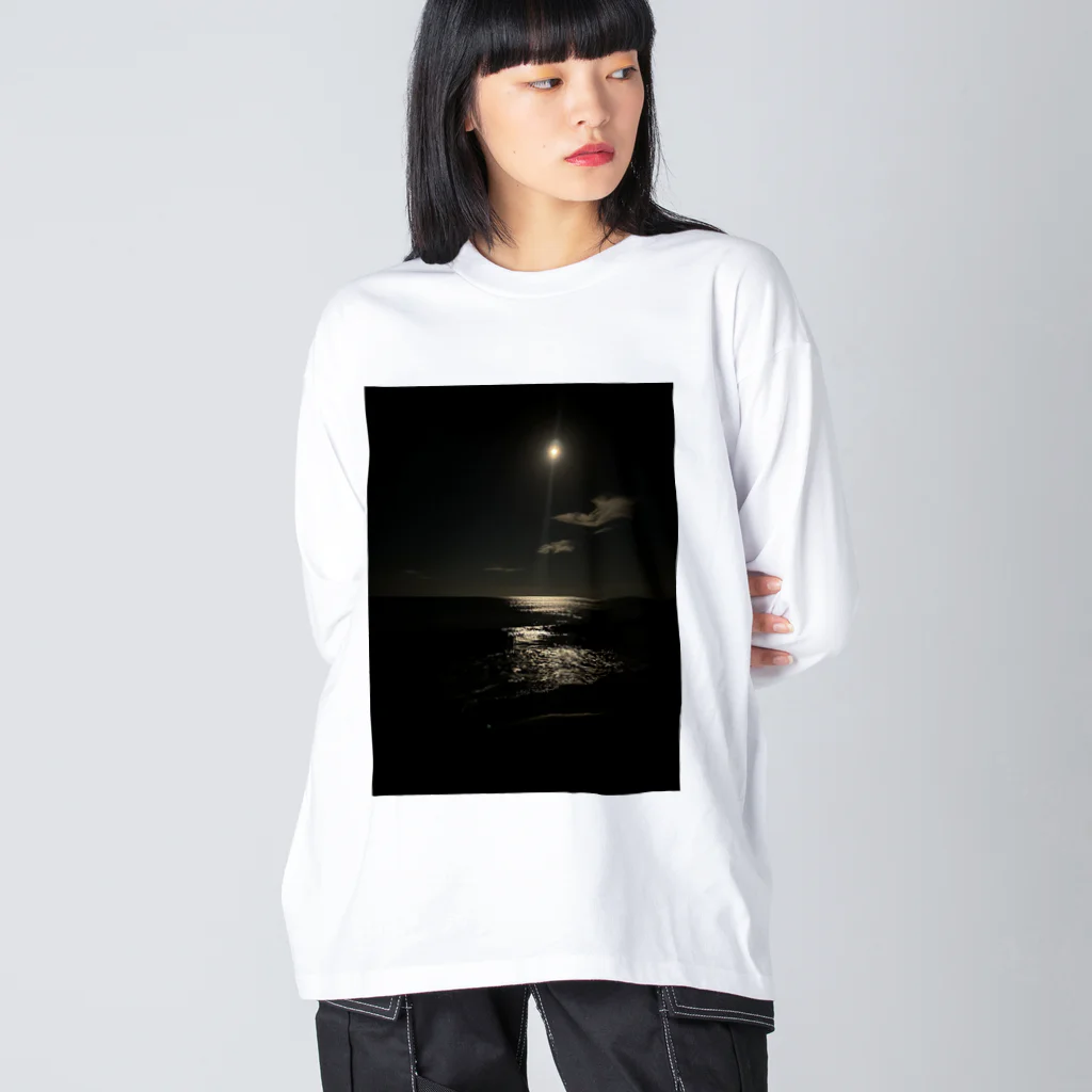 犬の海と月 Big Long Sleeve T-Shirt