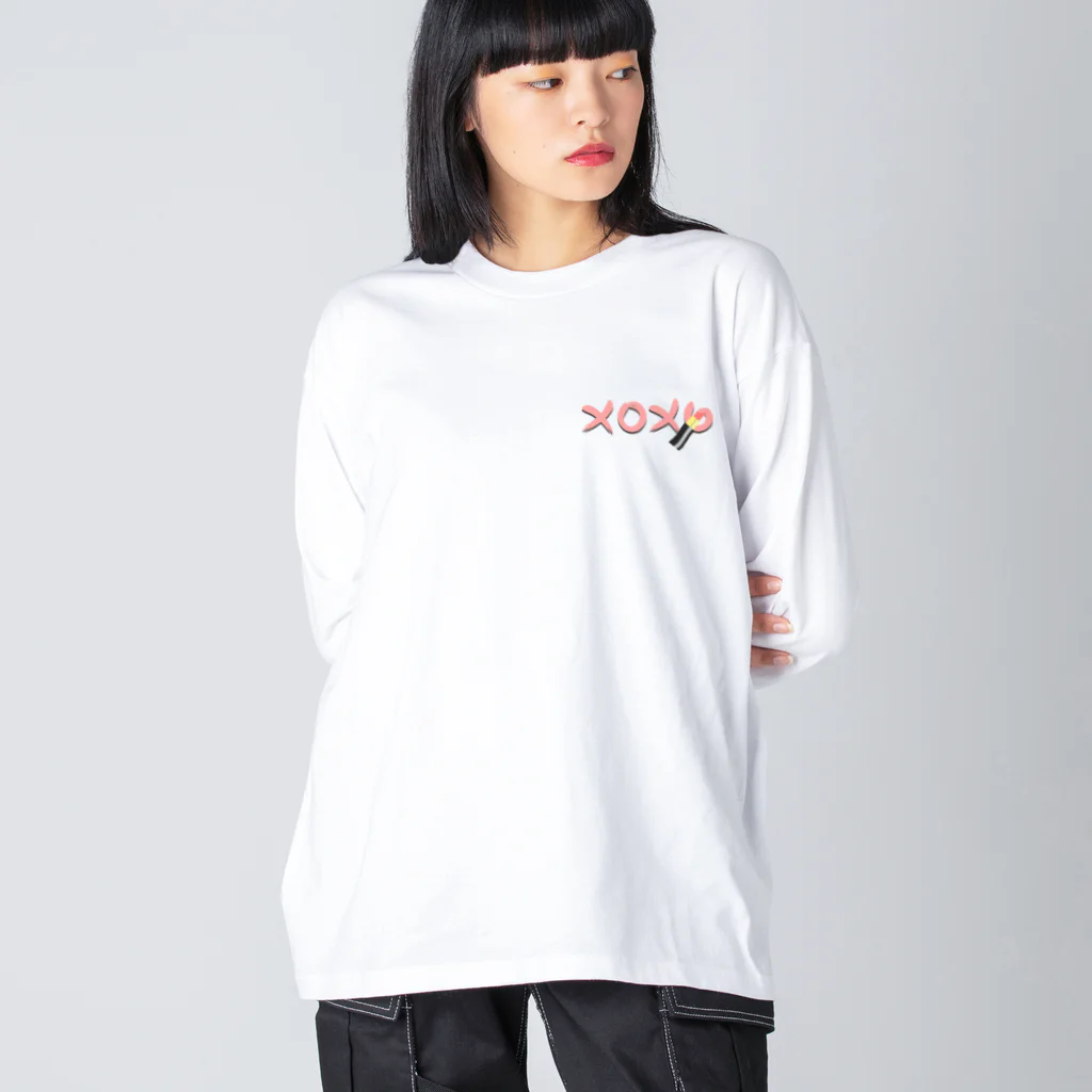 A33のワンポイント　xoxo Big Long Sleeve T-Shirt