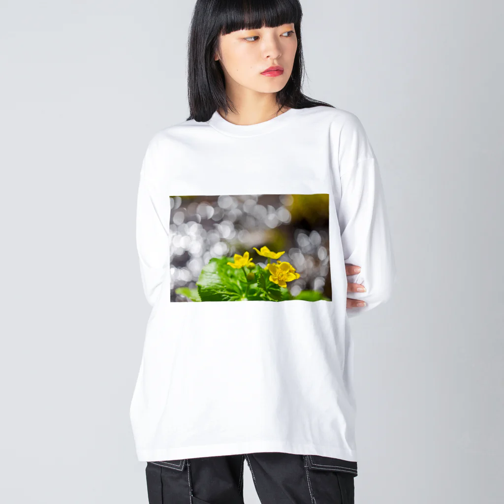 guchy-kのヤチブキの輝き Big Long Sleeve T-Shirt