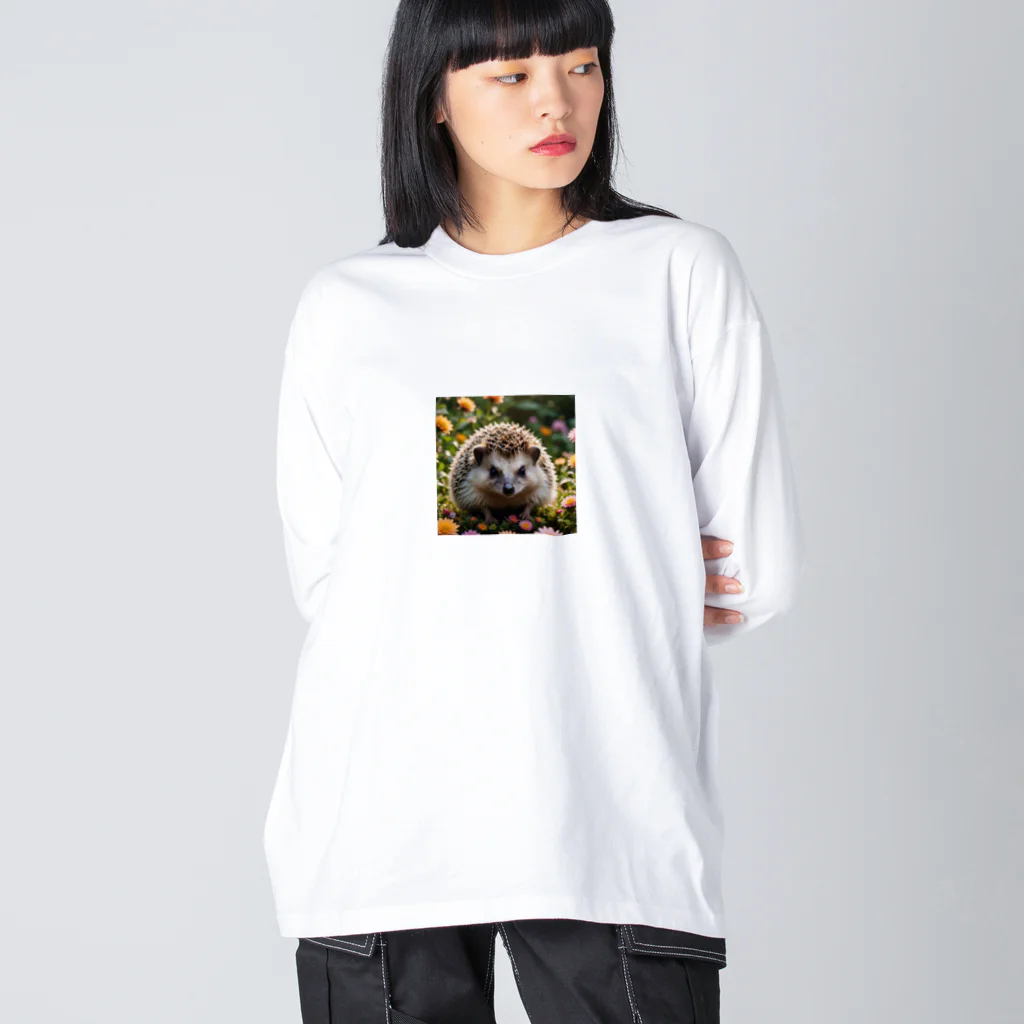 takas　shopのお花に囲まれるハリネズミ（ハリー君） ビッグシルエットロングスリーブTシャツ