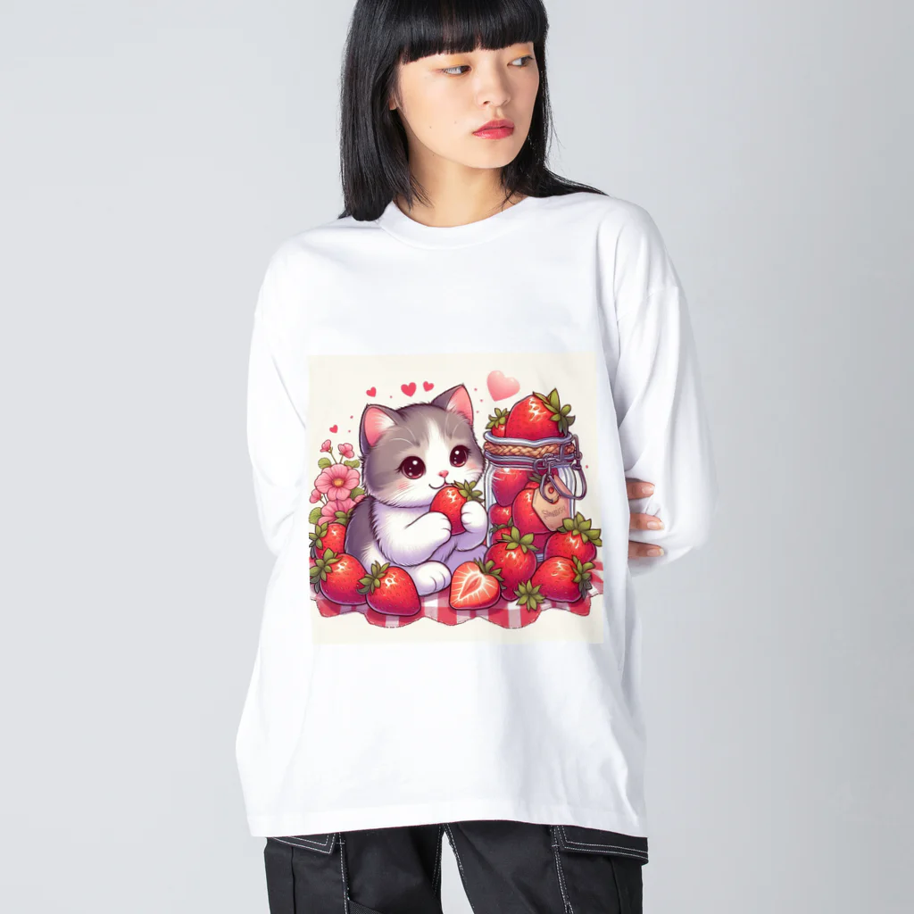 いちごと一緒🍓のいちごと猫シリーズ Big Long Sleeve T-Shirt