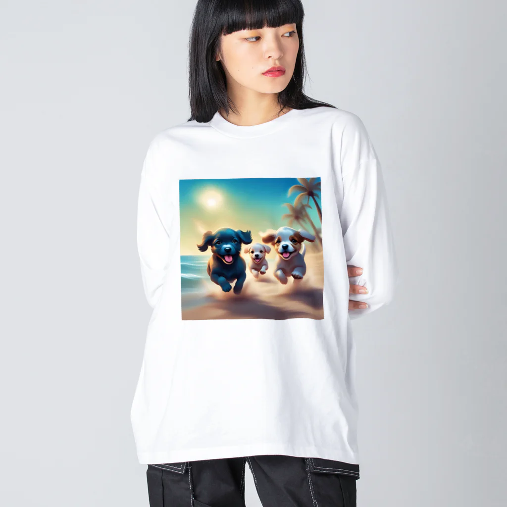 Chocolat15sucreの砂浜で遊ぶ子犬たち Big Long Sleeve T-Shirt