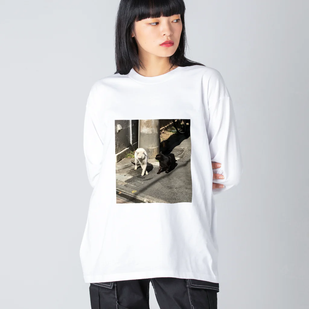 やんばるたの黒猫と白猫 電柱 Big Long Sleeve T-Shirt