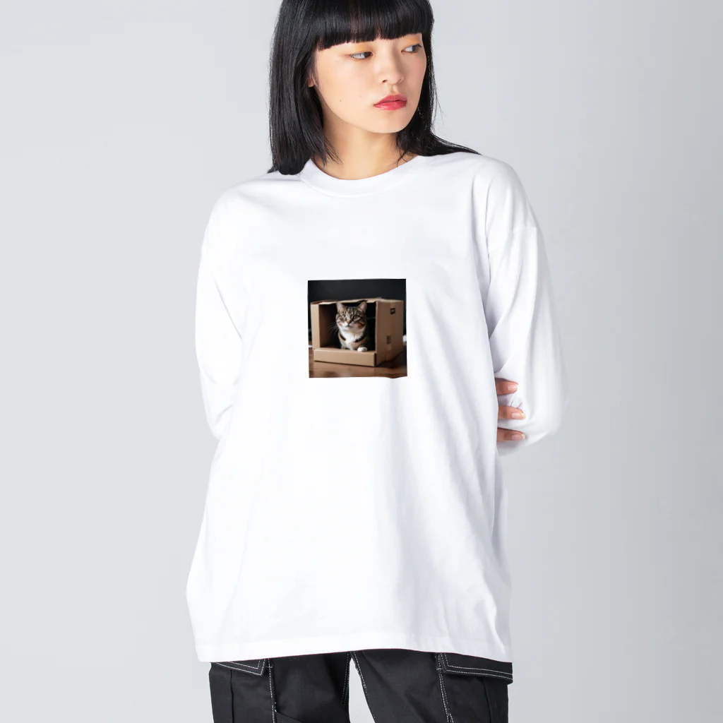 jaguar3のダンボール猫 Big Long Sleeve T-Shirt