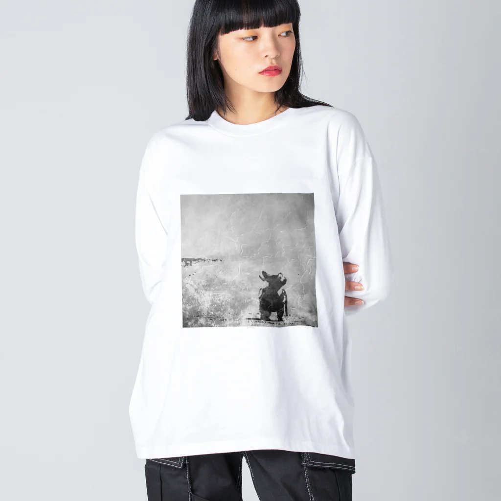 D7C7DC?B1の海辺を散歩するチワワ Big Long Sleeve T-Shirt