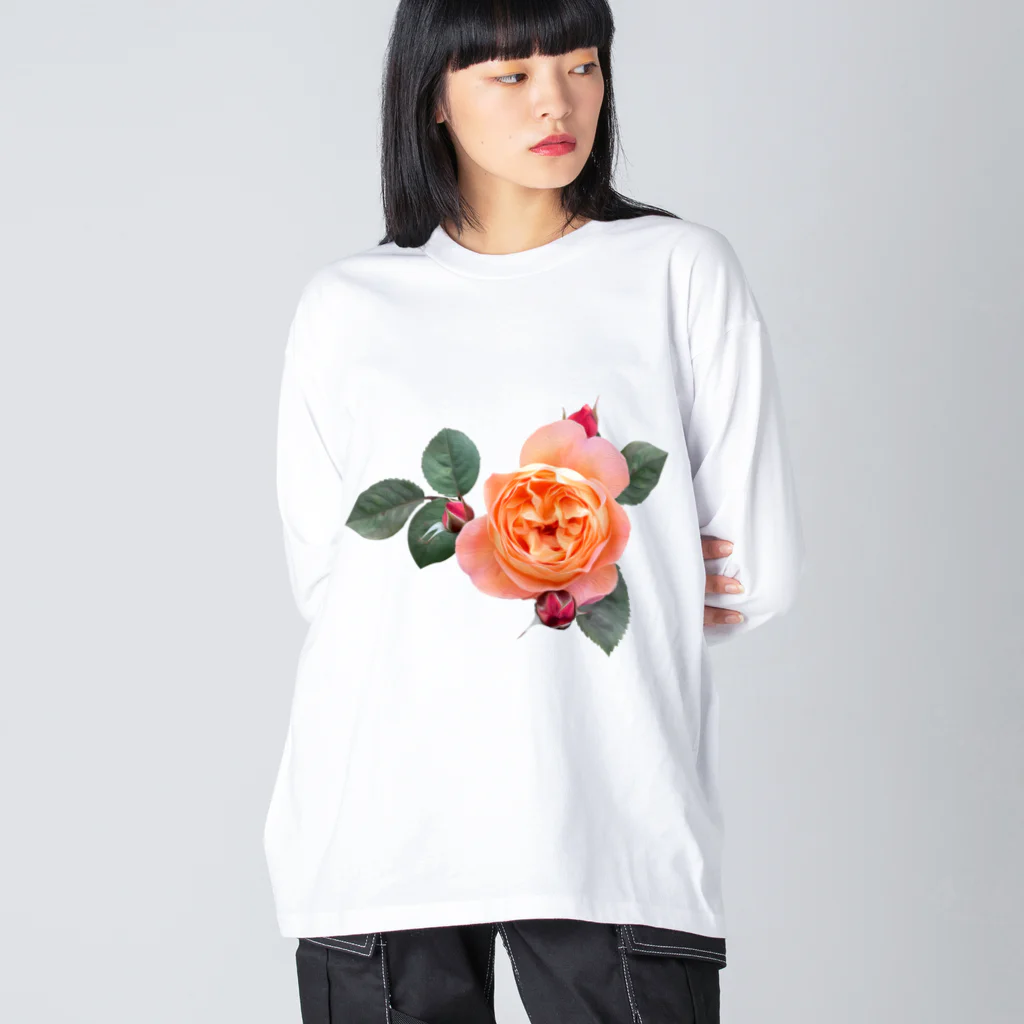 コマタヒチの【ロマン】蕾と葉のついたオレンジピンクの薔薇 ビッグシルエットロングスリーブTシャツ