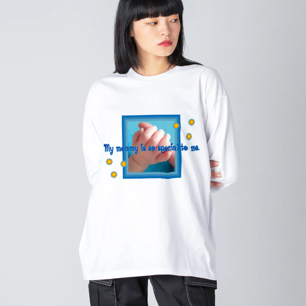 フォーヴァのMy mommy is so special to me.-happy baby hands-ハッピーベイビーハンズ-  Big Long Sleeve T-Shirt