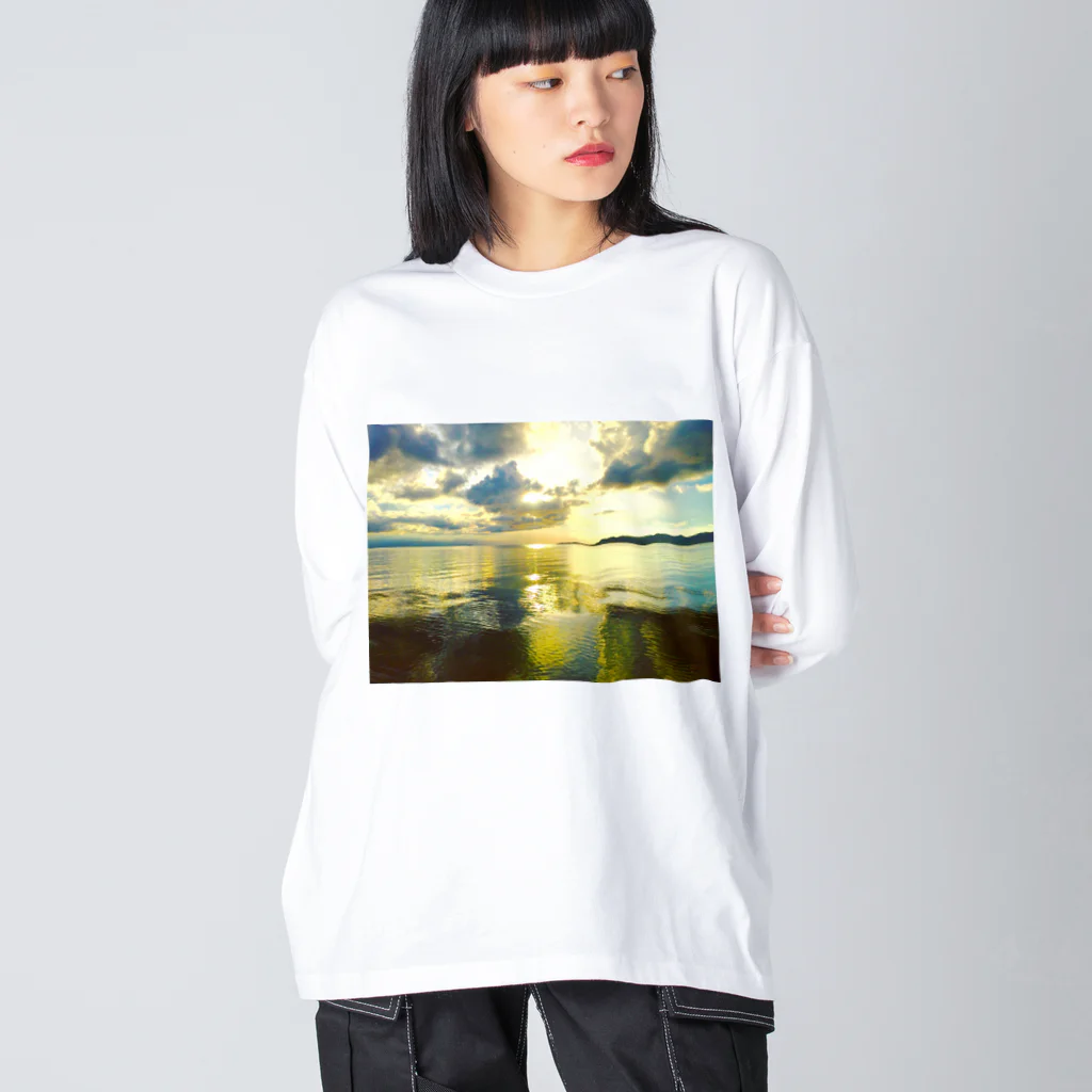 mizuphoto galleryの鏡の世界 ビッグシルエットロングスリーブTシャツ