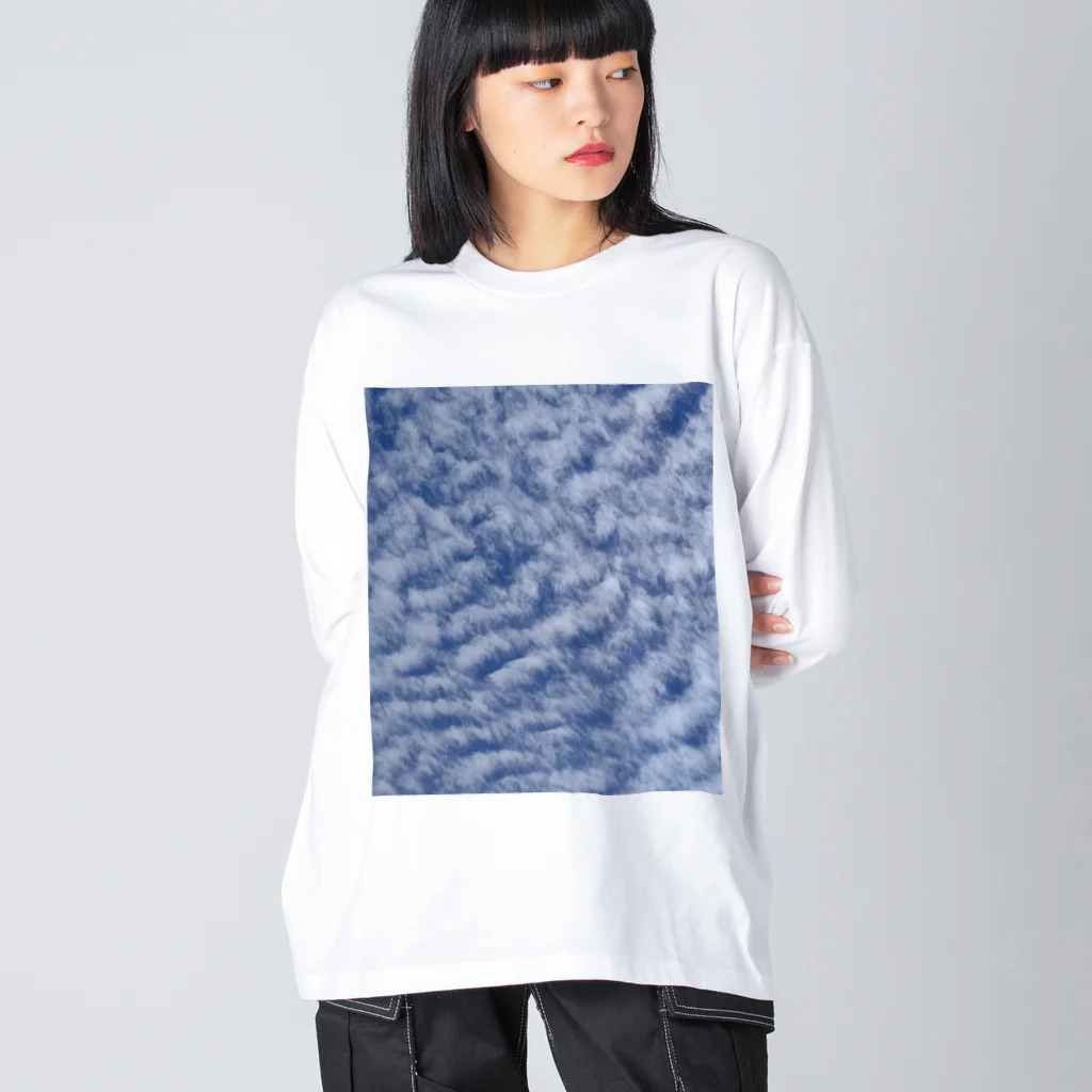 Lily bird（リリーバード）のいわし雲photo ビッグシルエットロングスリーブTシャツ