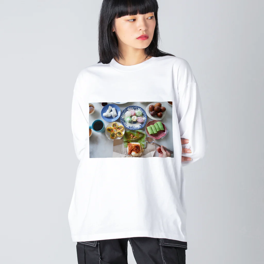 UKOARA THE SHOPのマレーシアの朝ごはん Big Long Sleeve T-Shirt