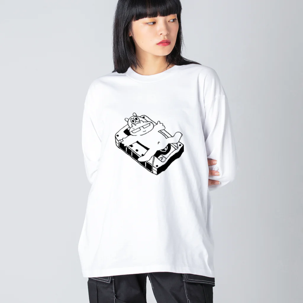 SYOKENのカバとカセットテープ ビッグシルエットロングスリーブTシャツ