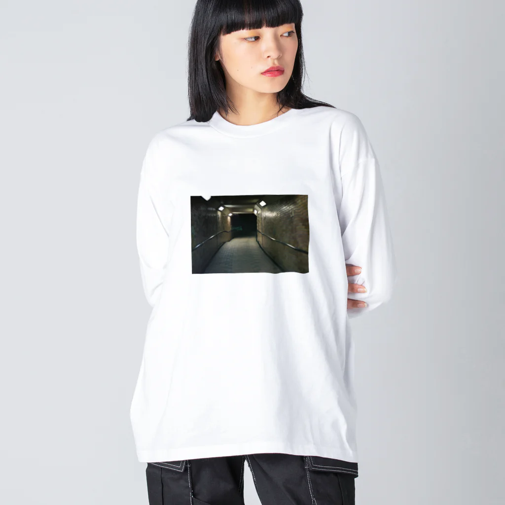 憂鬱なエリックの見えない未来ロンt Big Long Sleeve T-Shirt