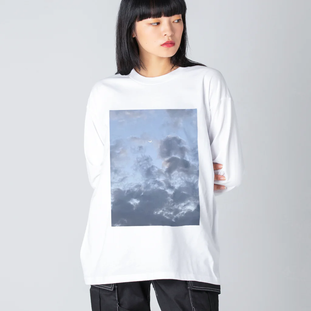 チャーミング・チャンの雲と月 ビッグシルエットロングスリーブTシャツ
