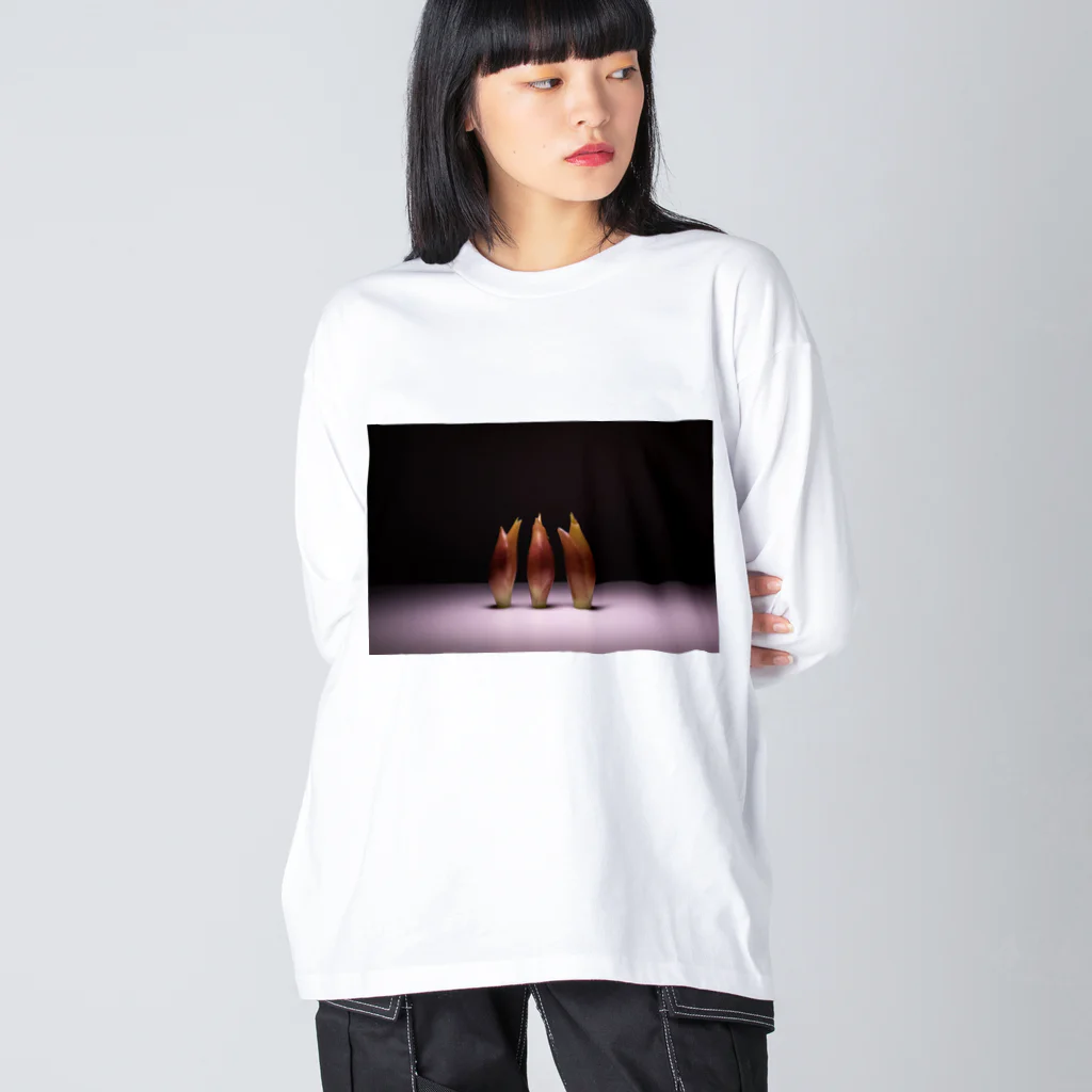 AI生成画像・風景・小物の写真をグッズにしてみましたのししとう3兄弟 Big Long Sleeve T-Shirt