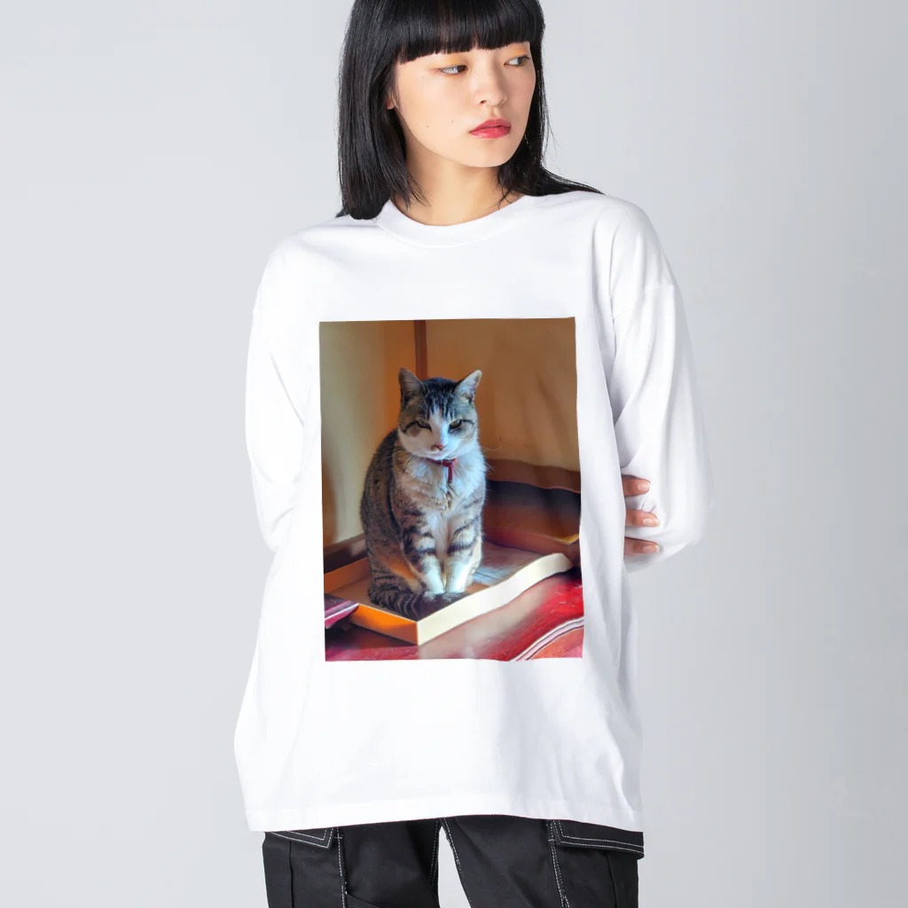 猫又雑貨店のハチワレのアイカ姐さん ビッグシルエットロングスリーブTシャツ