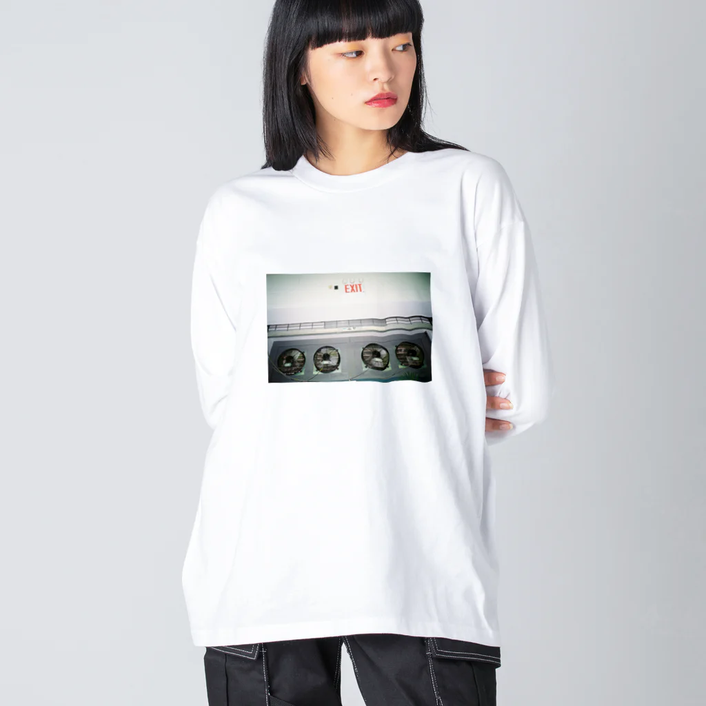 Neeewy by AIのnw.1 Big Long Sleeve T-Shirt