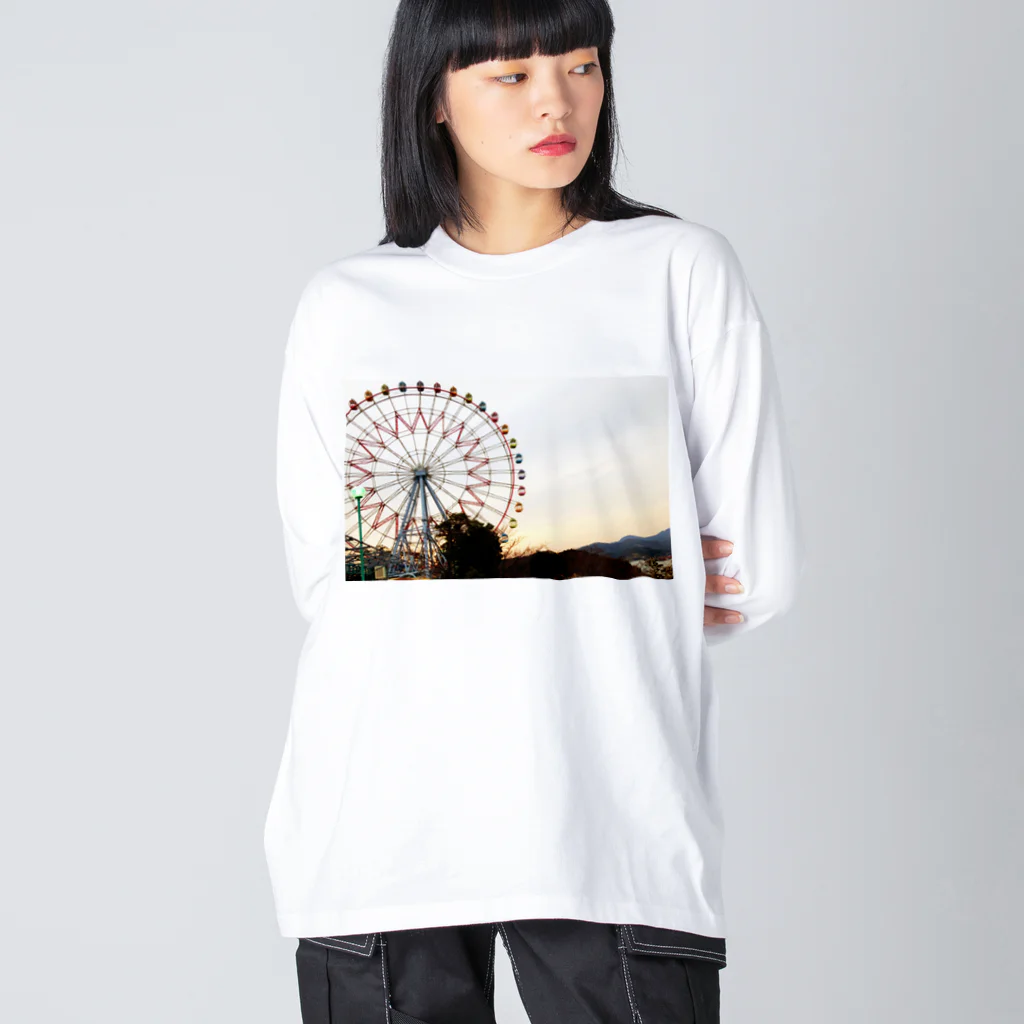 whiteaの観覧車 Big Long Sleeve T-Shirt