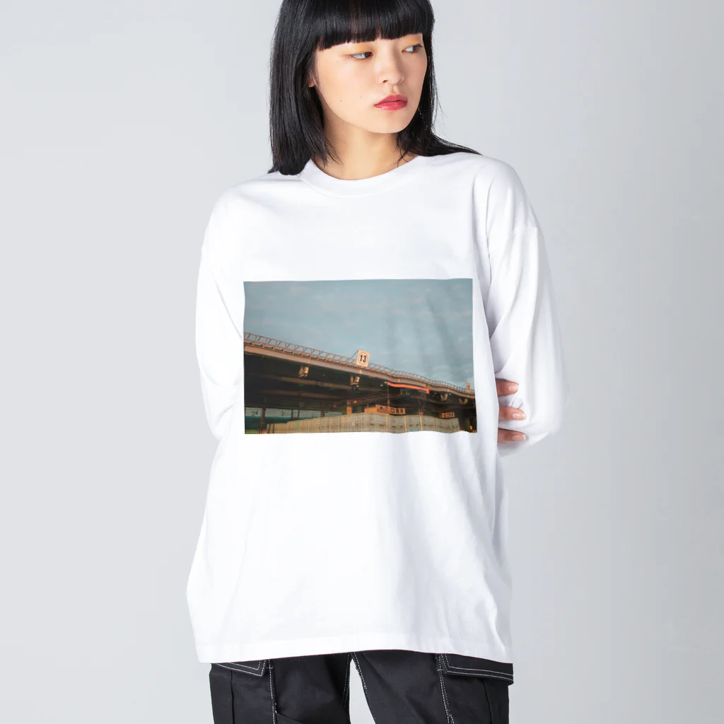 人間文化課程のNo.13 Big Long Sleeve T-Shirt