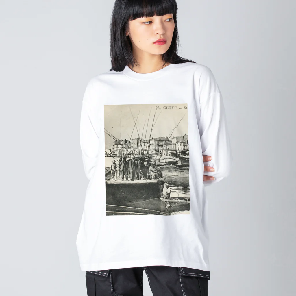 リューカデンドロンの釣りをする人 Big Long Sleeve T-Shirt