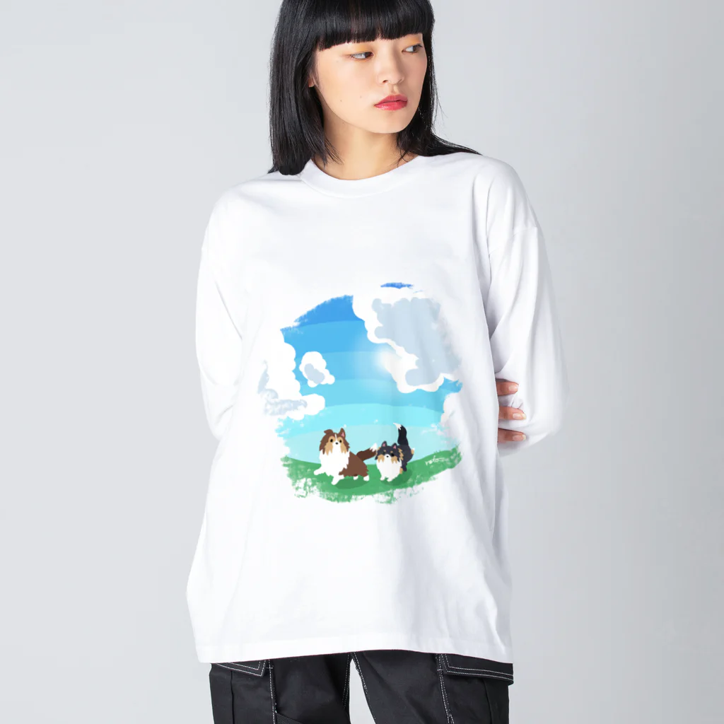 Kotetsu diary(SUZURI店)のシェルティ2匹×青空の下の草原 Big Long Sleeve T-Shirt