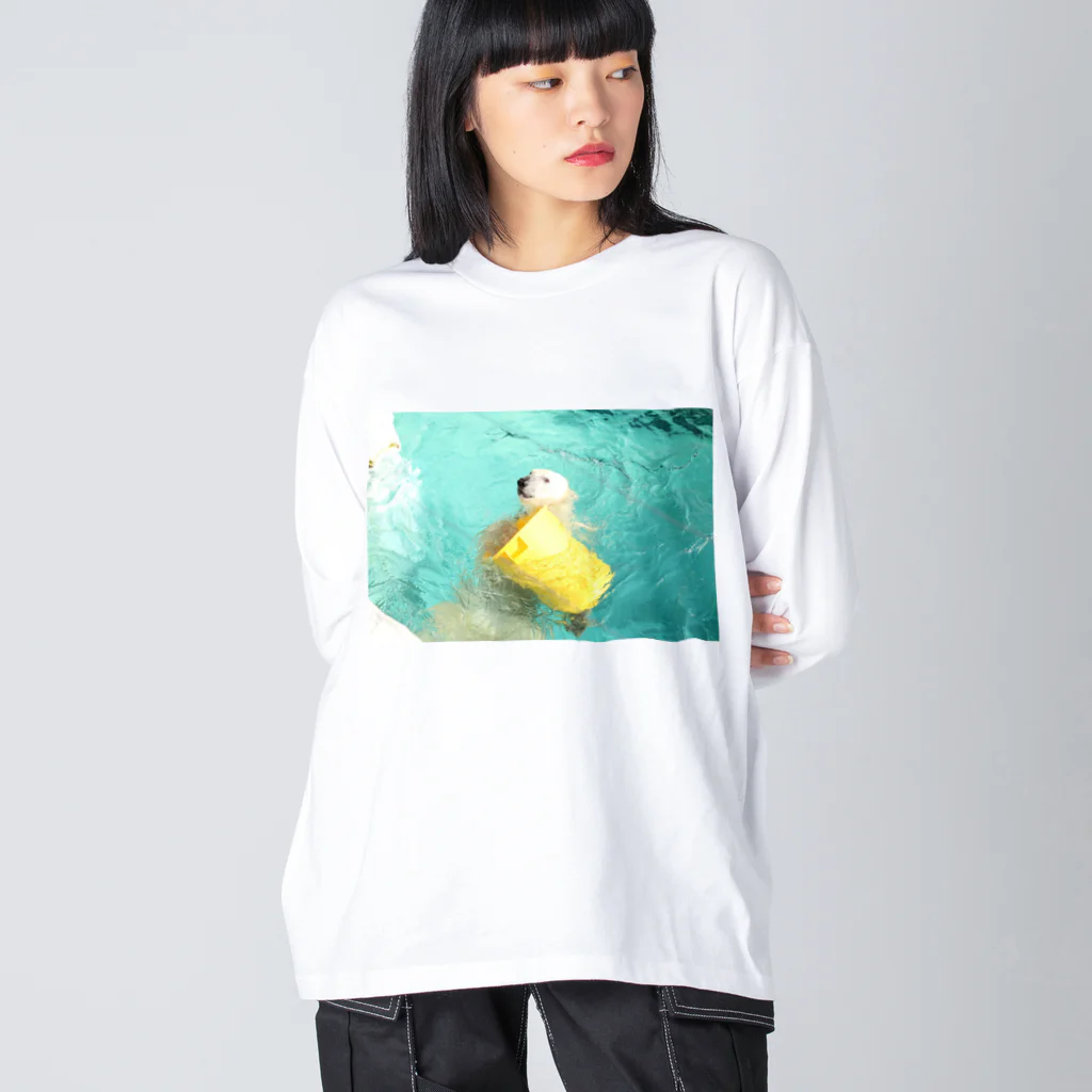 かかのバケツと戯れるシロクマ Big Long Sleeve T-Shirt