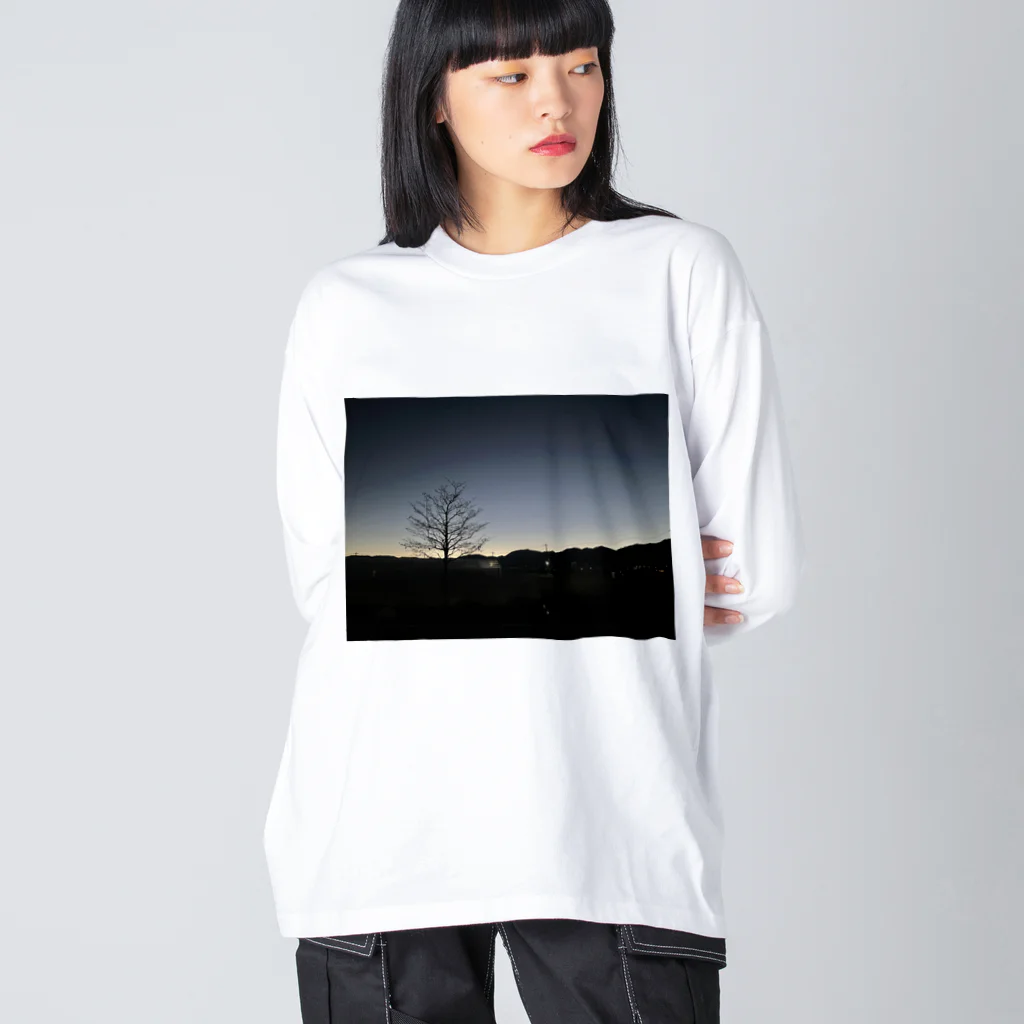 2929gawDesignShop358のEarly winter sunrise ビッグシルエットロングスリーブTシャツ