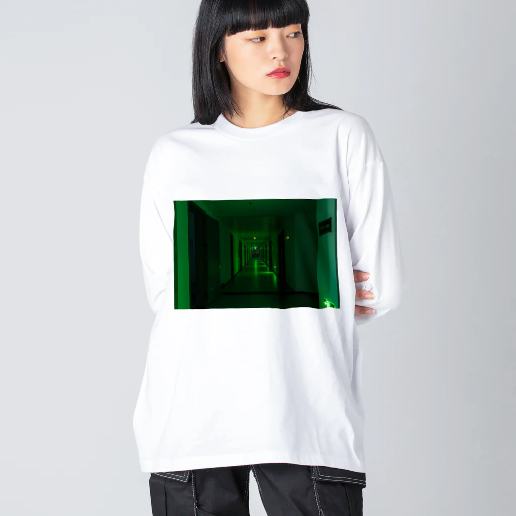 Multifakerのliminal space ビッグシルエットロングスリーブTシャツ