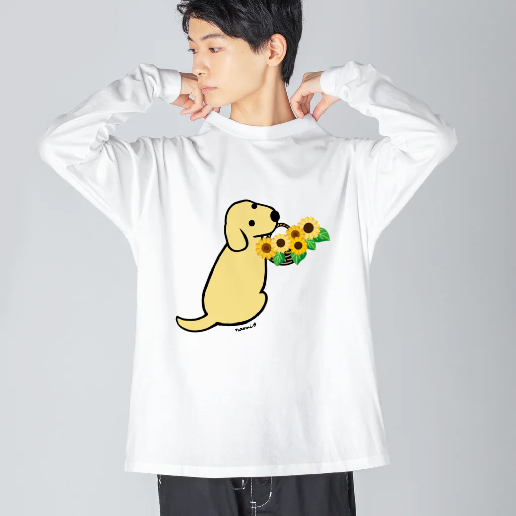 ハッピー・ラブラドールズの振り向くイエローラブラドールとひまわり Big Long Sleeve T-Shirt