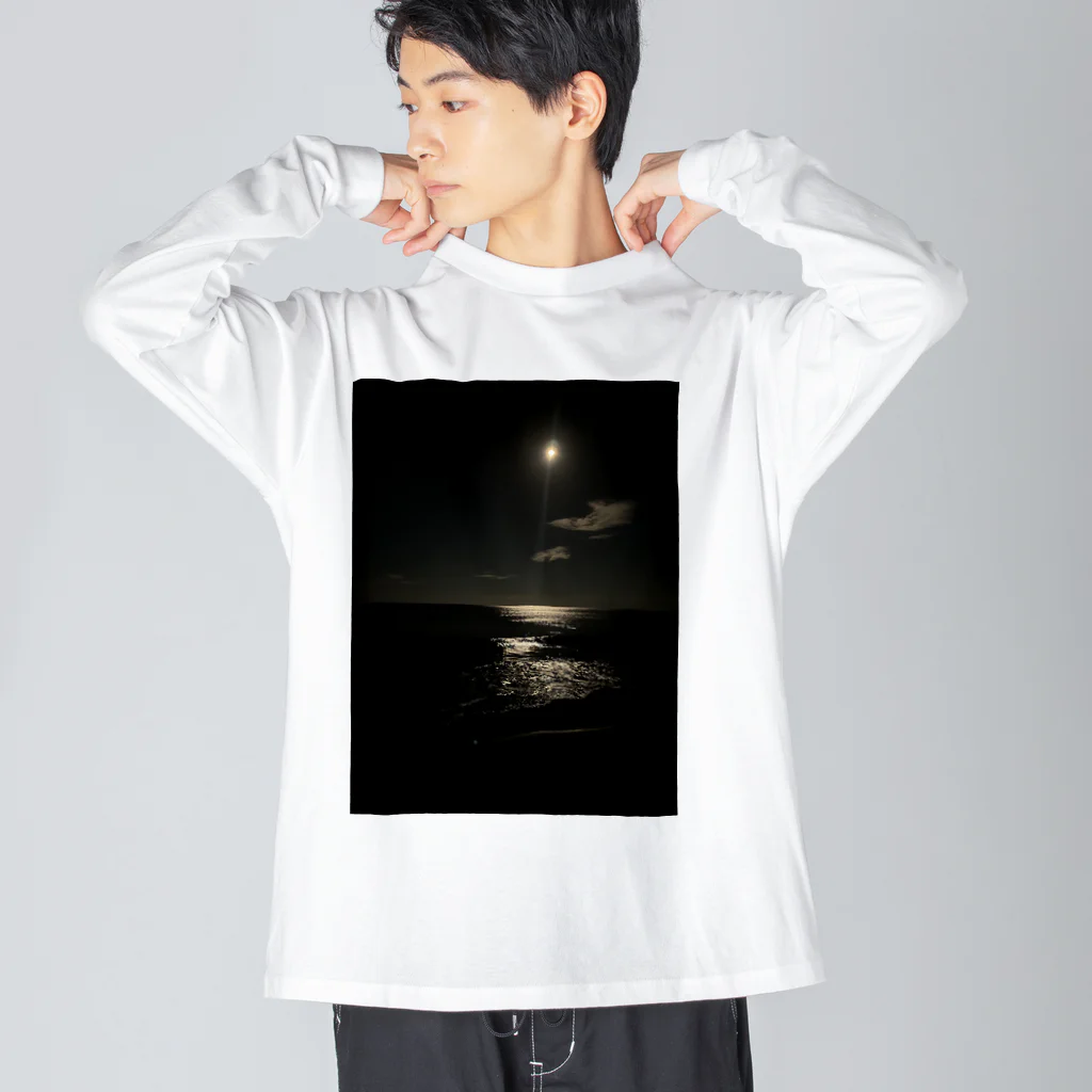 犬の海と月 Big Long Sleeve T-Shirt