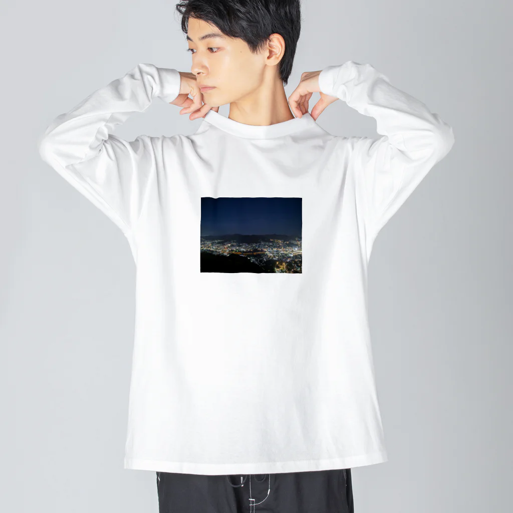 cre_tatsuの夜景ファッション - エレガントで洗練された夜のスタイル ビッグシルエットロングスリーブTシャツ