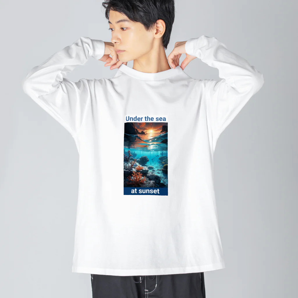 kazu_gの夕暮れの海の底！Under the SEA at sunset Big Long Sleeve T-Shirt