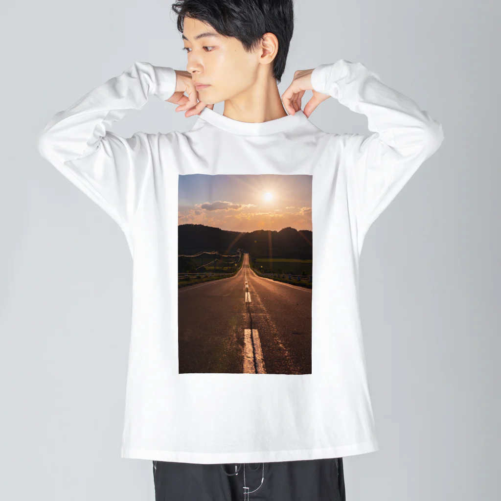 guchy-kの夕陽の向こうは Big Long Sleeve T-Shirt