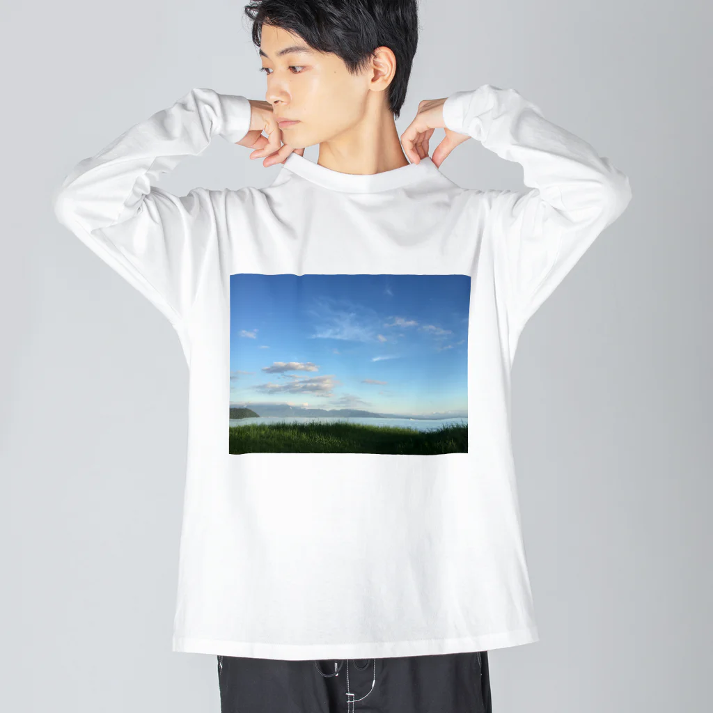 ブルームーンのあおぞらとびわこにいやされます。 Big Long Sleeve T-Shirt