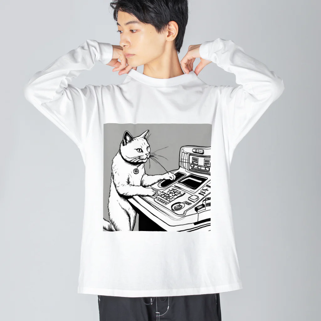 NORI's yoki2shopのボタン猫（シリアス） Big Long Sleeve T-Shirt