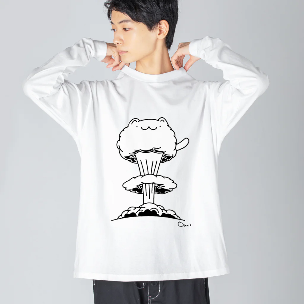 Our.s SUZURI店のにゃんと爆発 ビッグシルエットロングスリーブTシャツ