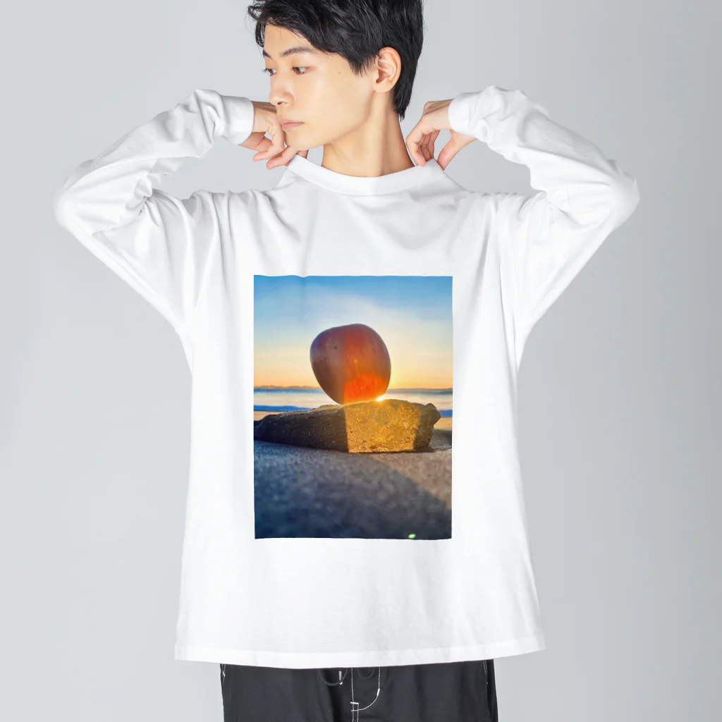 ARTPARTNERの 朝焼けのりんご　 Big Long Sleeve T-Shirt