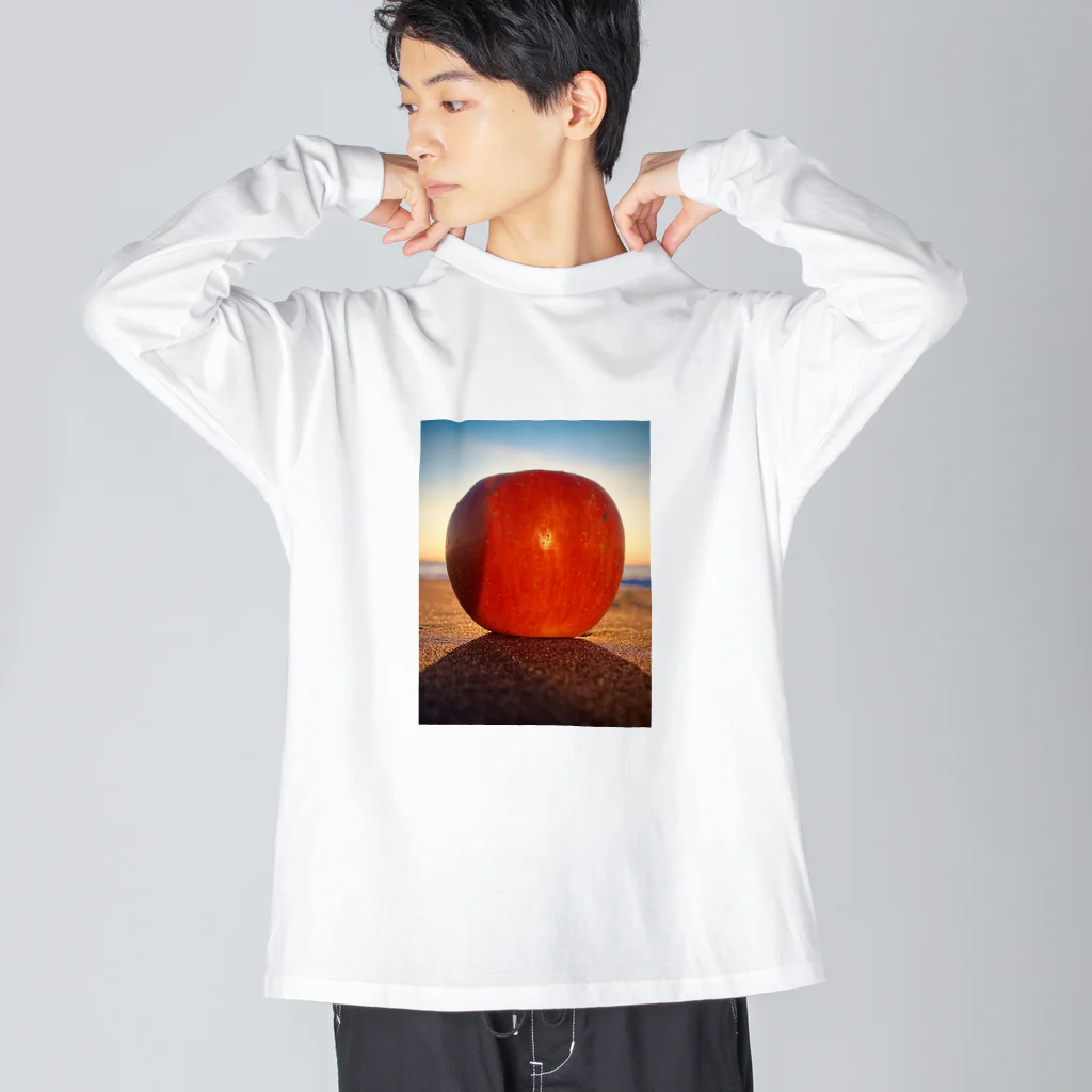 ARTPARTNERの朝焼けのりんご　 ビッグシルエットロングスリーブTシャツ