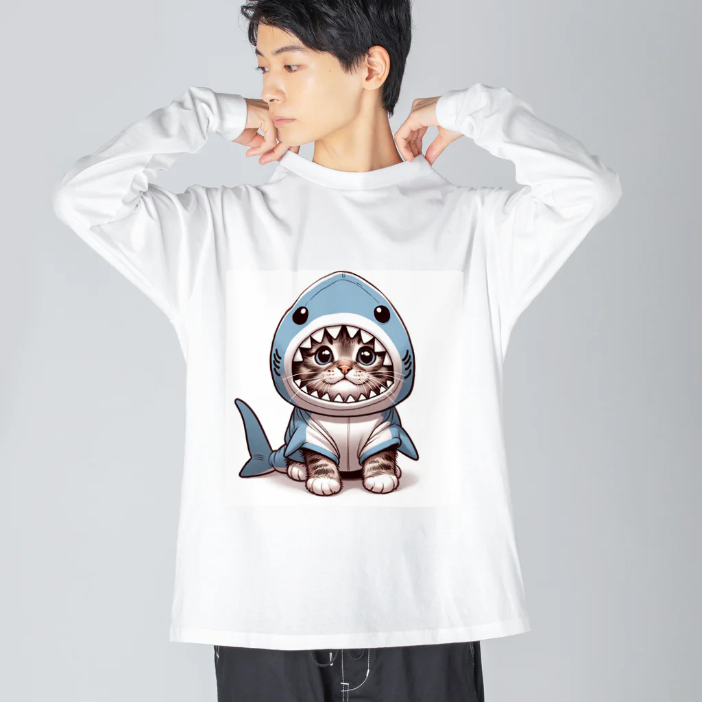 IloveCatのサメのフードを被った愛くるしい子猫 Big Long Sleeve T-Shirt