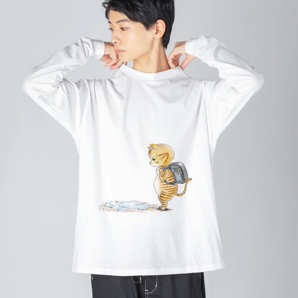 yujariの水溜まり猫 ビッグシルエットロングスリーブTシャツ