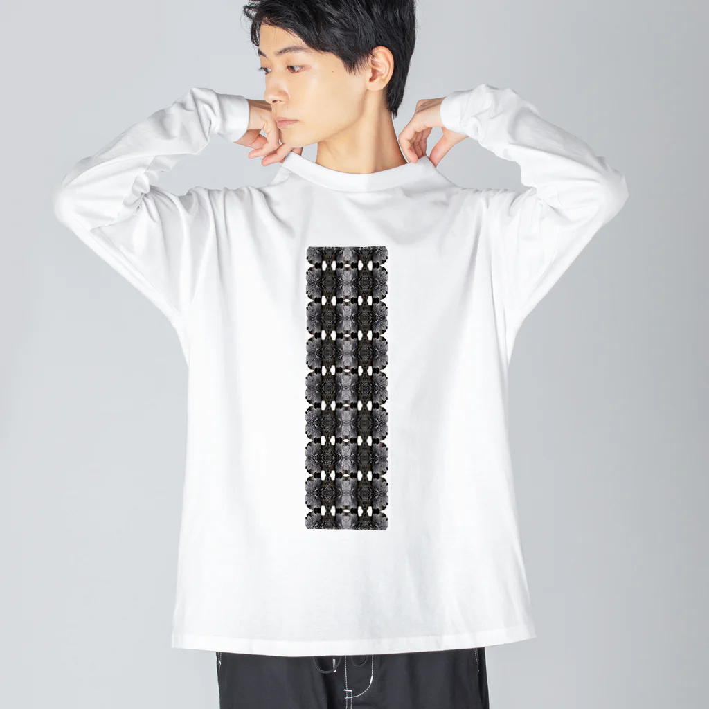  1st Shunzo's boutique のSteel frills ビッグシルエットロングスリーブTシャツ