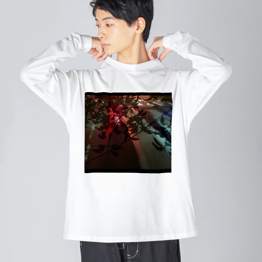 野々の深夜の信号に葉影 Big Long Sleeve T-Shirt