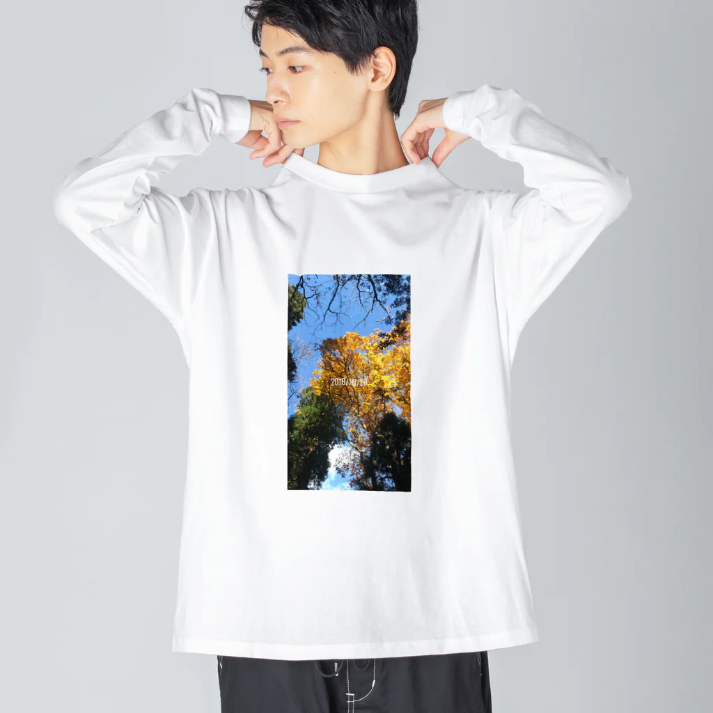 omseの長野行った Big Long Sleeve T-Shirt