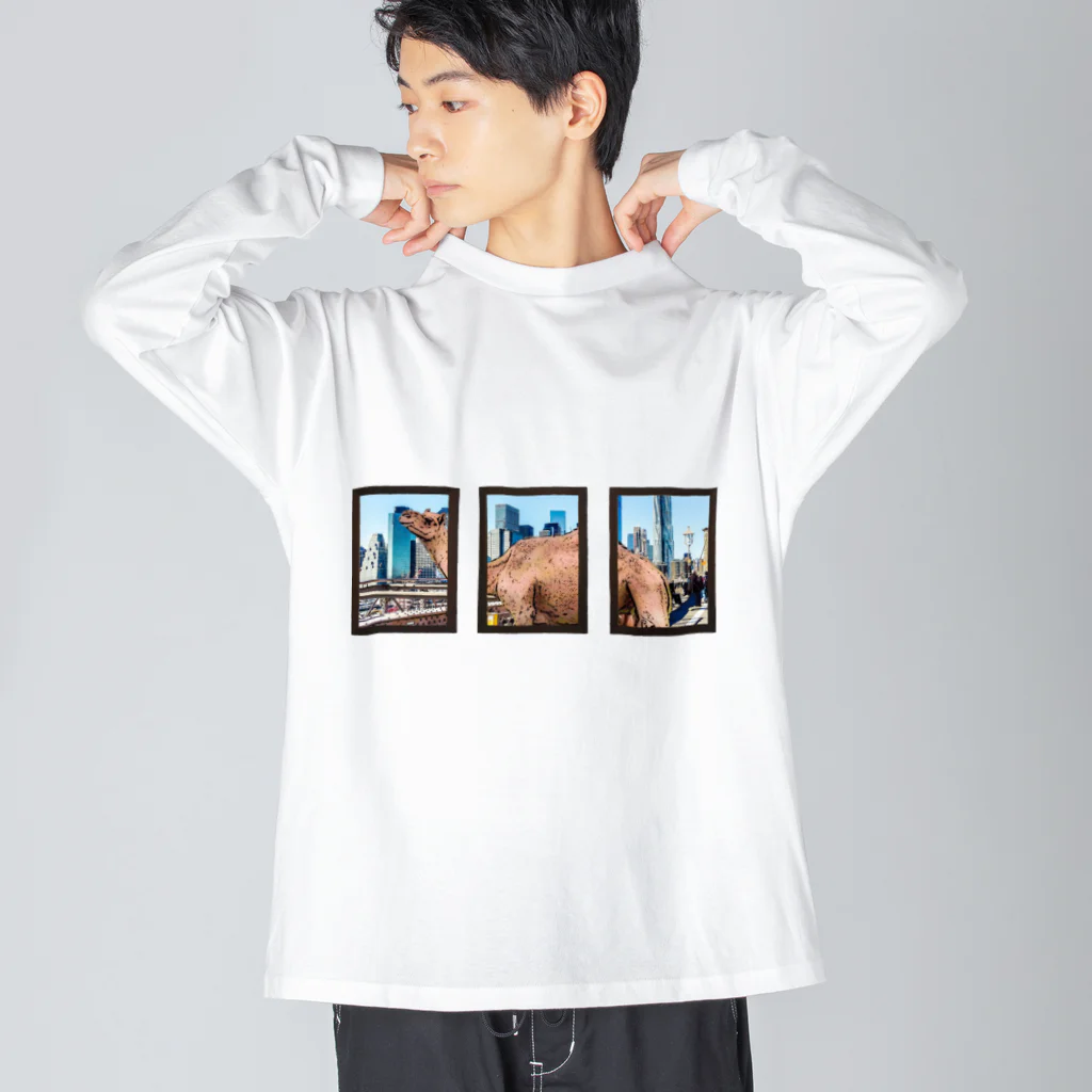 YasuCreate ShopのCamel in NYC ビッグシルエットロングスリーブTシャツ