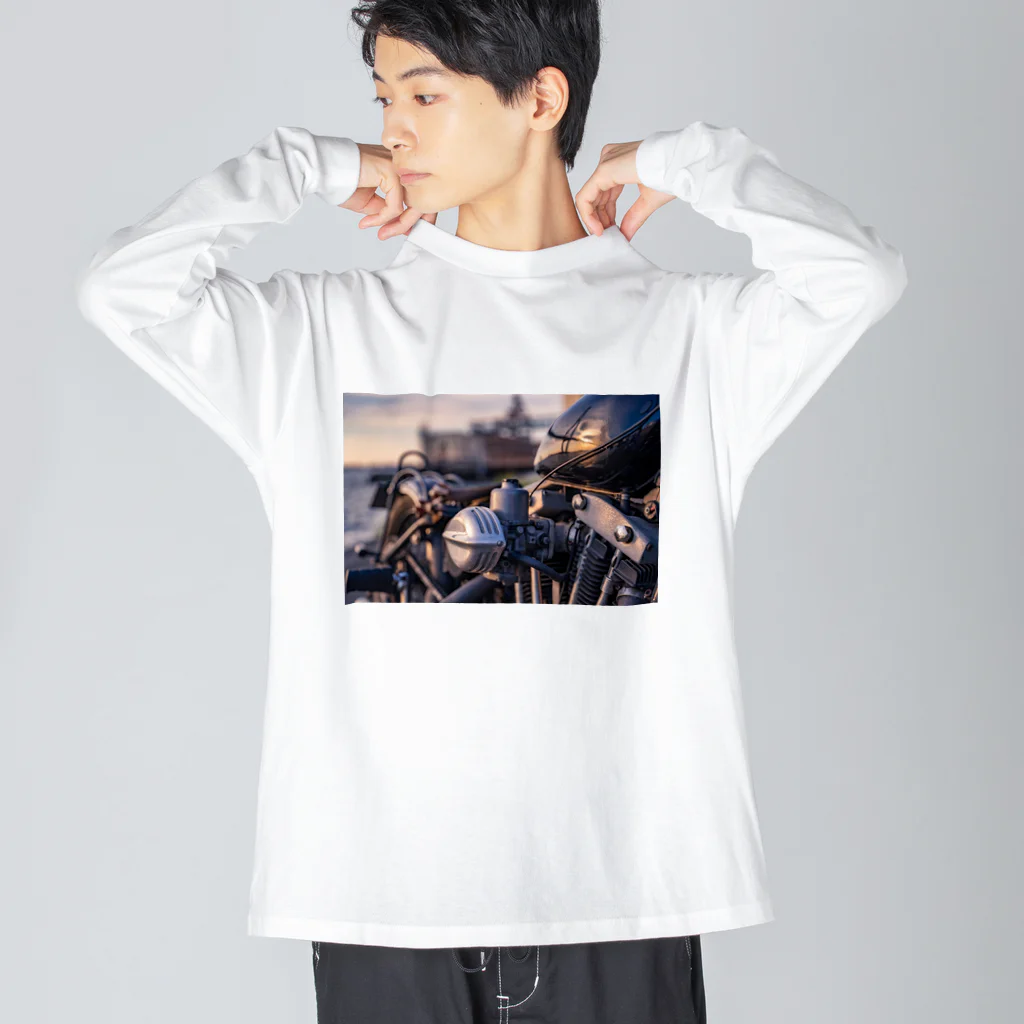 takashikickの夕日が映るバイク Big Long Sleeve T-Shirt