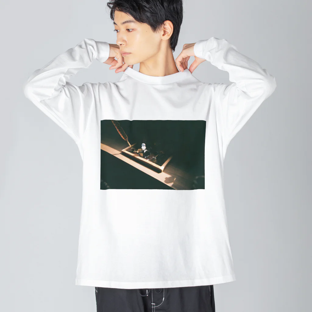 Camera! ファクトリーのantique ？ Big Long Sleeve T-Shirt