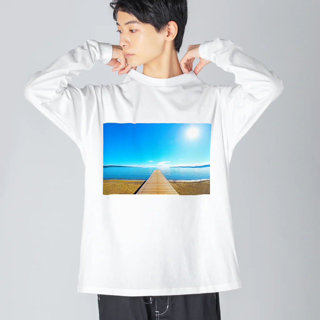 ねこまくらの佐渡島・佐和田海岸の桟橋 ビッグシルエットロングスリーブTシャツ