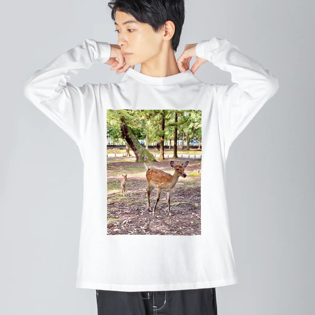 SHOP TEKASA official（SALE期間中）の鹿の親子🦌 Big Long Sleeve T-Shirt