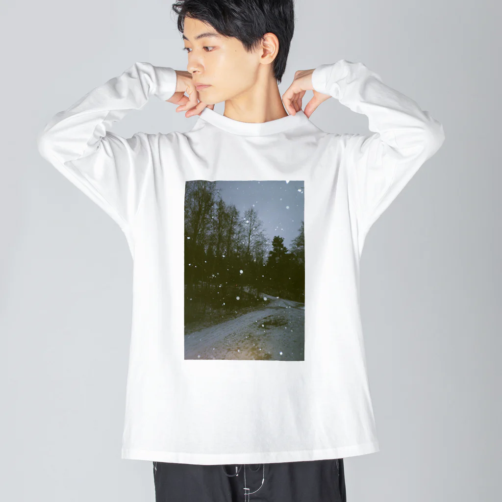 me's filmのフィンランドの雪 ビッグシルエットロングスリーブTシャツ