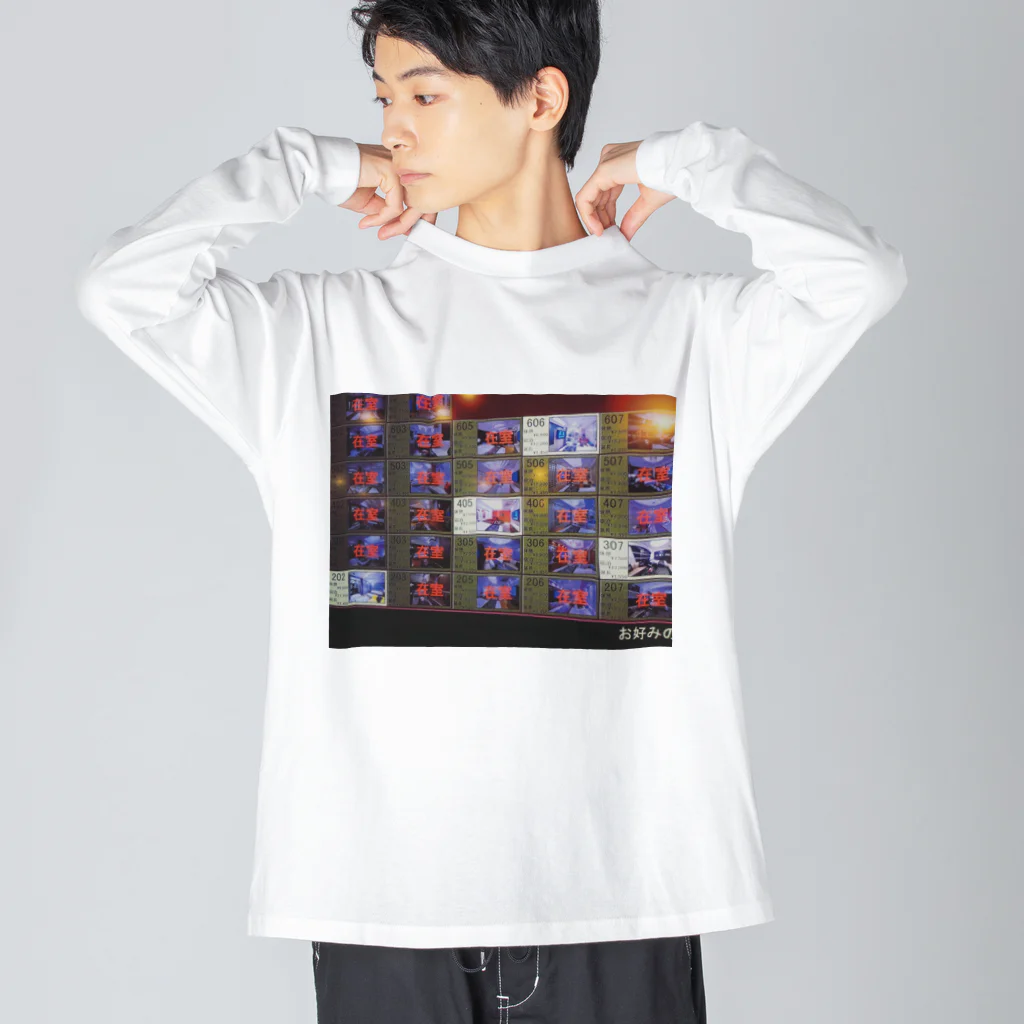 dosukoi_youngのLOVE HOTEL Big Long Sleeve T-Shirt