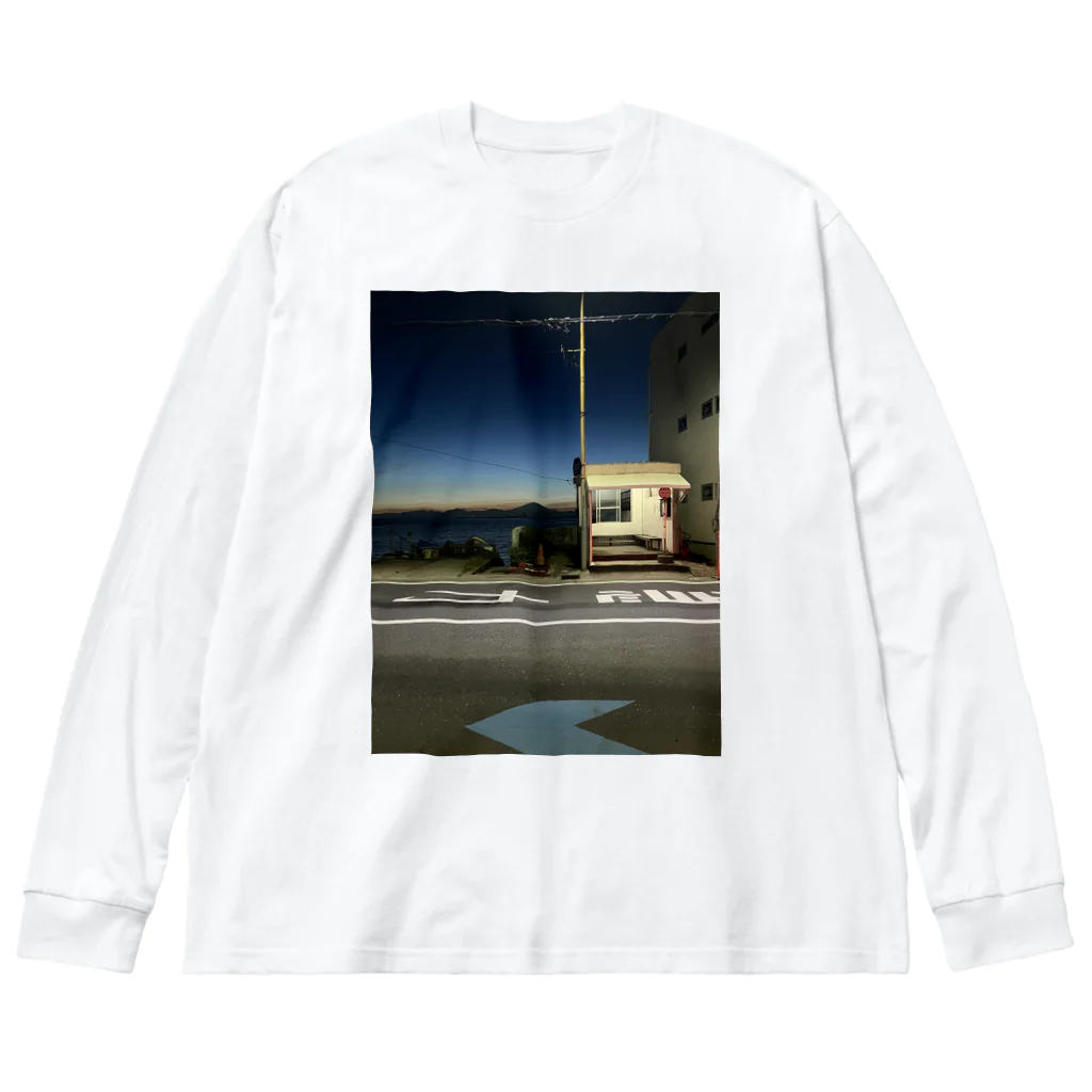 inacameraのバス停 Big Long Sleeve T-Shirt